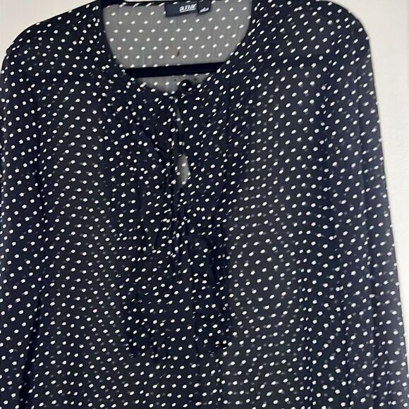 A.N.A Sheer Black with White Stars Blouse~L - Picture 2 of 11